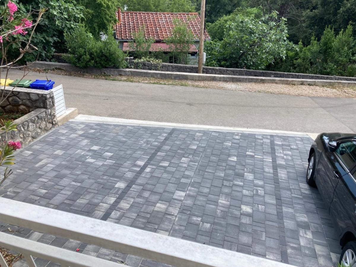 Apartment Jasna B Omišalj Εξωτερικό φωτογραφία