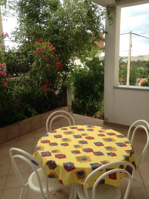 Apartment Jasna B Omišalj Εξωτερικό φωτογραφία