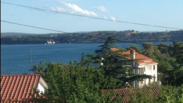 Apartment Jasna B Omišalj Εξωτερικό φωτογραφία