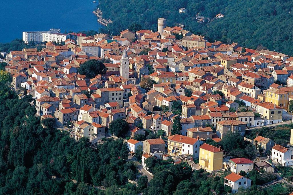 Apartment Jasna B Omišalj Δωμάτιο φωτογραφία